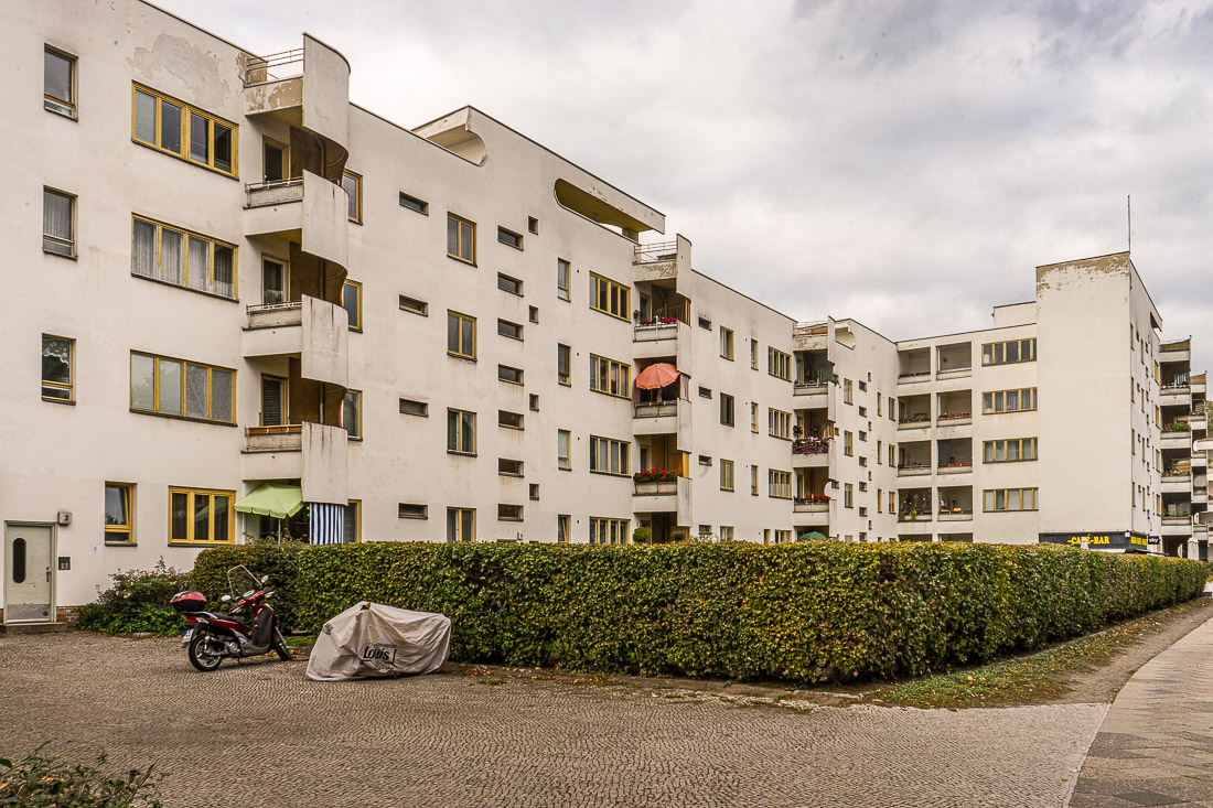 52 Gebouwen in Siemensstadt, 'Pantserkruiser' gebouw