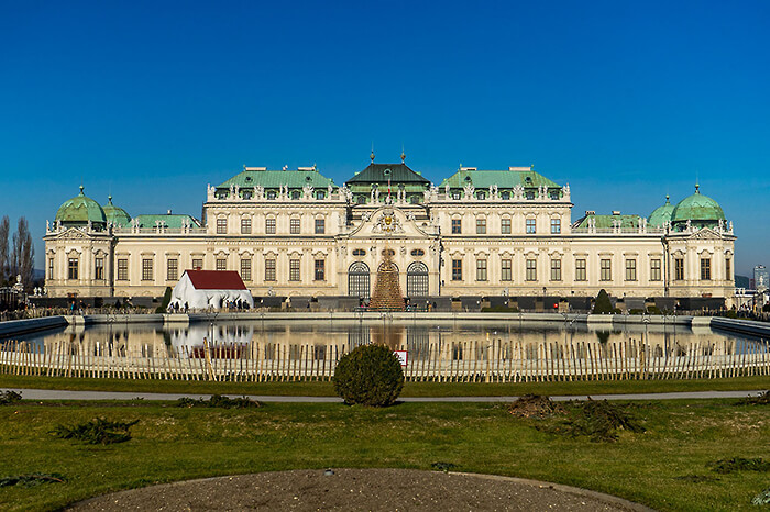 '6. Wenen, Belverdere'. Fotografie Anton Staartjes